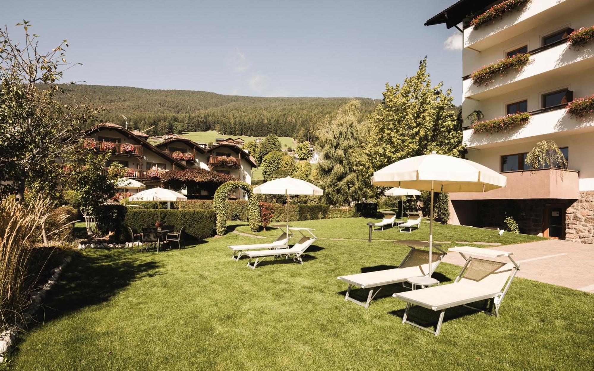B&B Villa Angelino Ortisei Exterior photo
