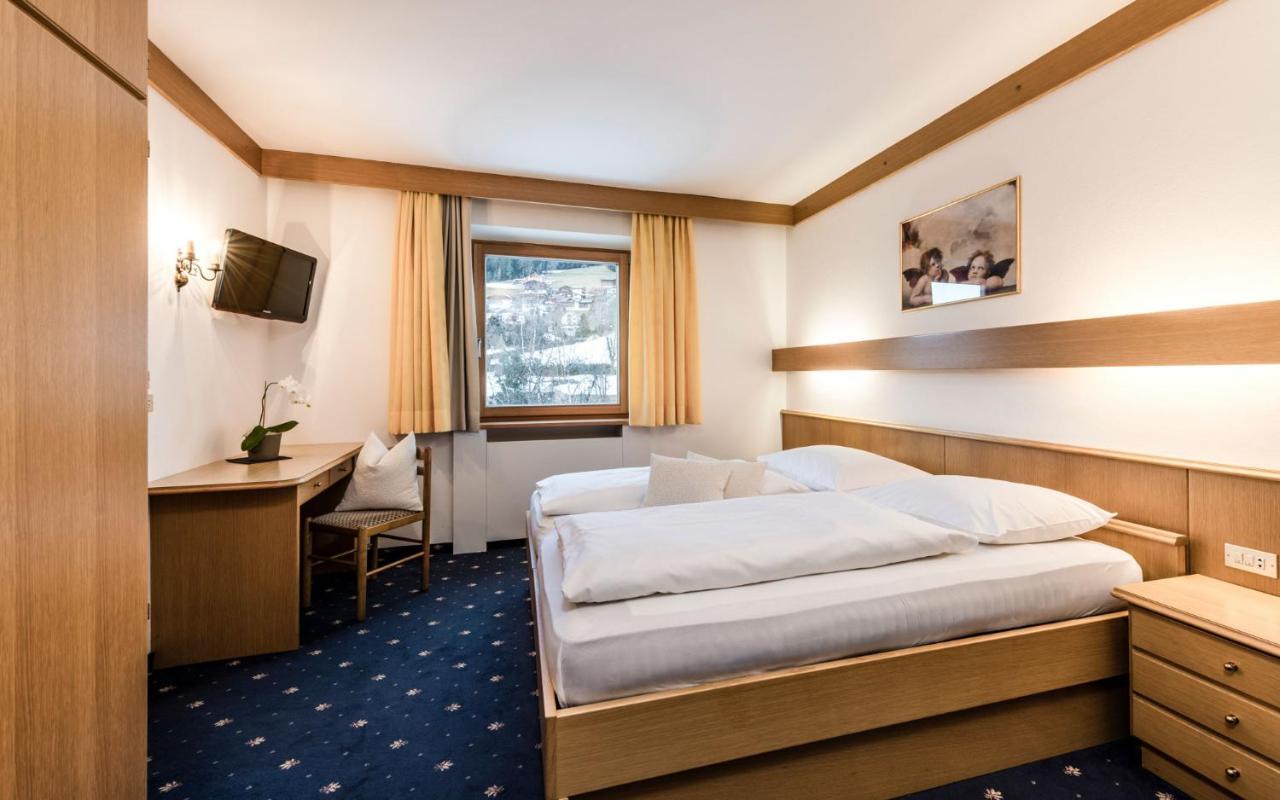 B&B Villa Angelino Ortisei Exterior photo